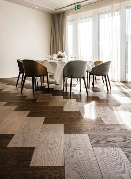  عکس زیبا از قیمت پارکت چوبی بلوط